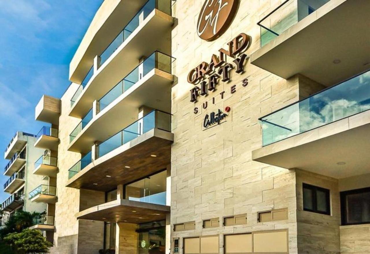 Grand Fifty Suites Playa del Carmen Exterior foto