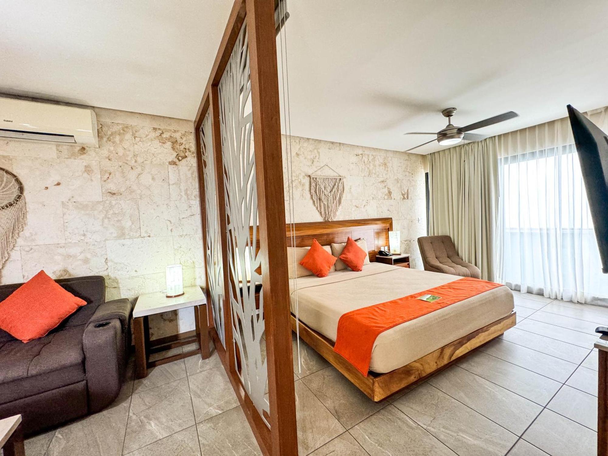 Grand Fifty Suites Playa del Carmen Exterior foto