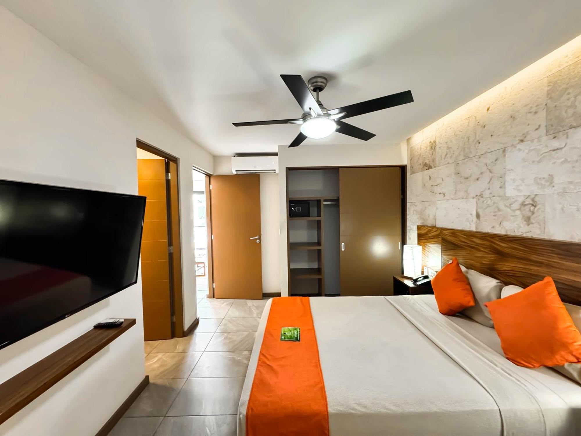 Grand Fifty Suites Playa del Carmen Exterior foto