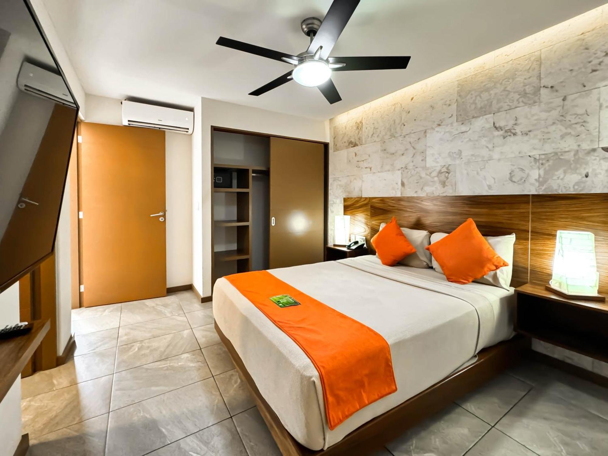 Grand Fifty Suites Playa del Carmen Exterior foto