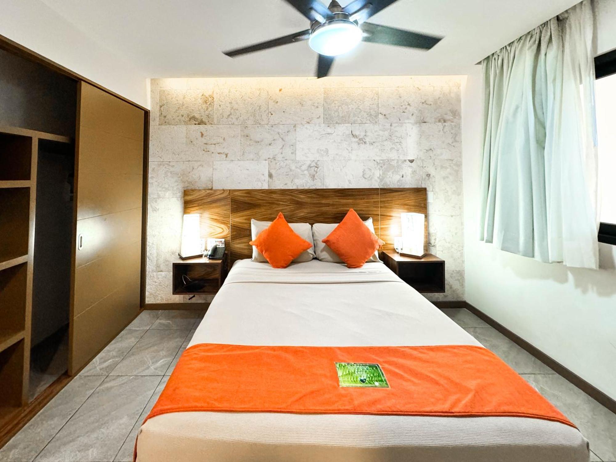 Grand Fifty Suites Playa del Carmen Exterior foto