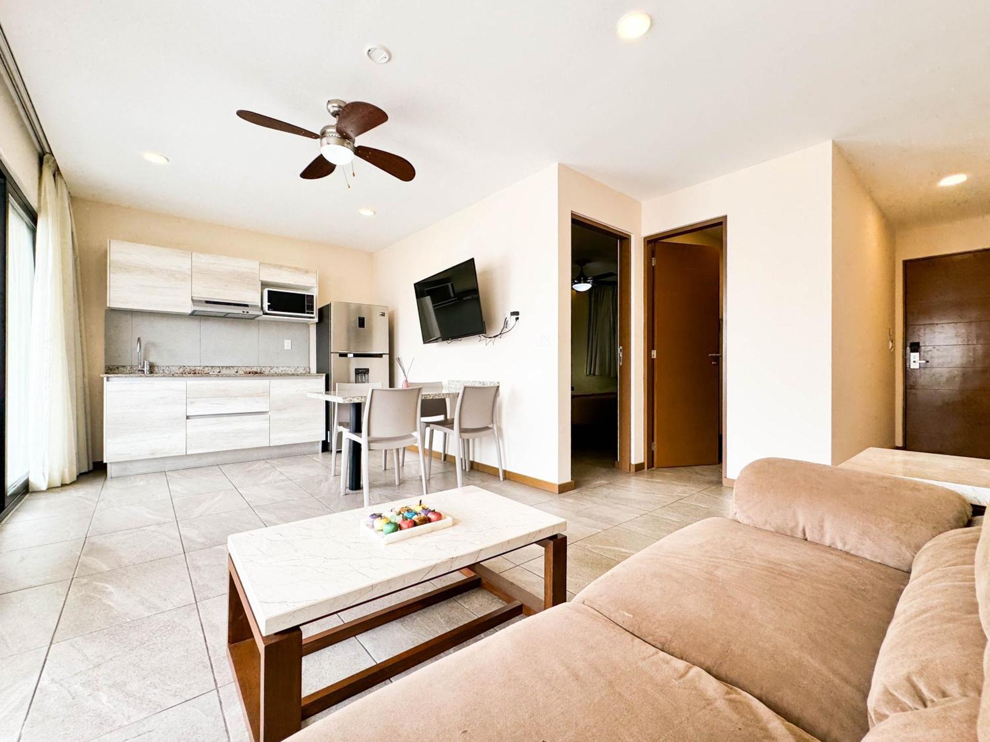 Grand Fifty Suites Playa del Carmen Exterior foto