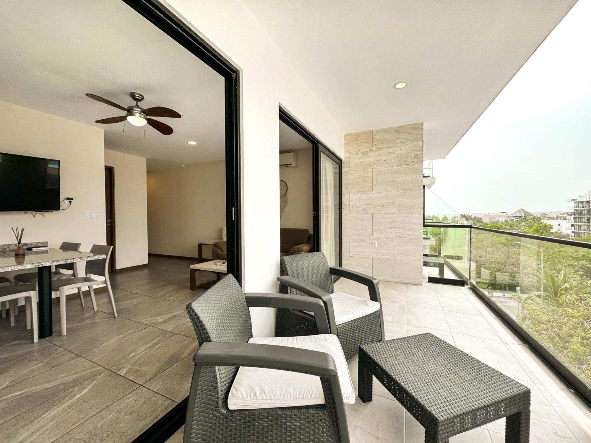 Grand Fifty Suites Playa del Carmen Exterior foto