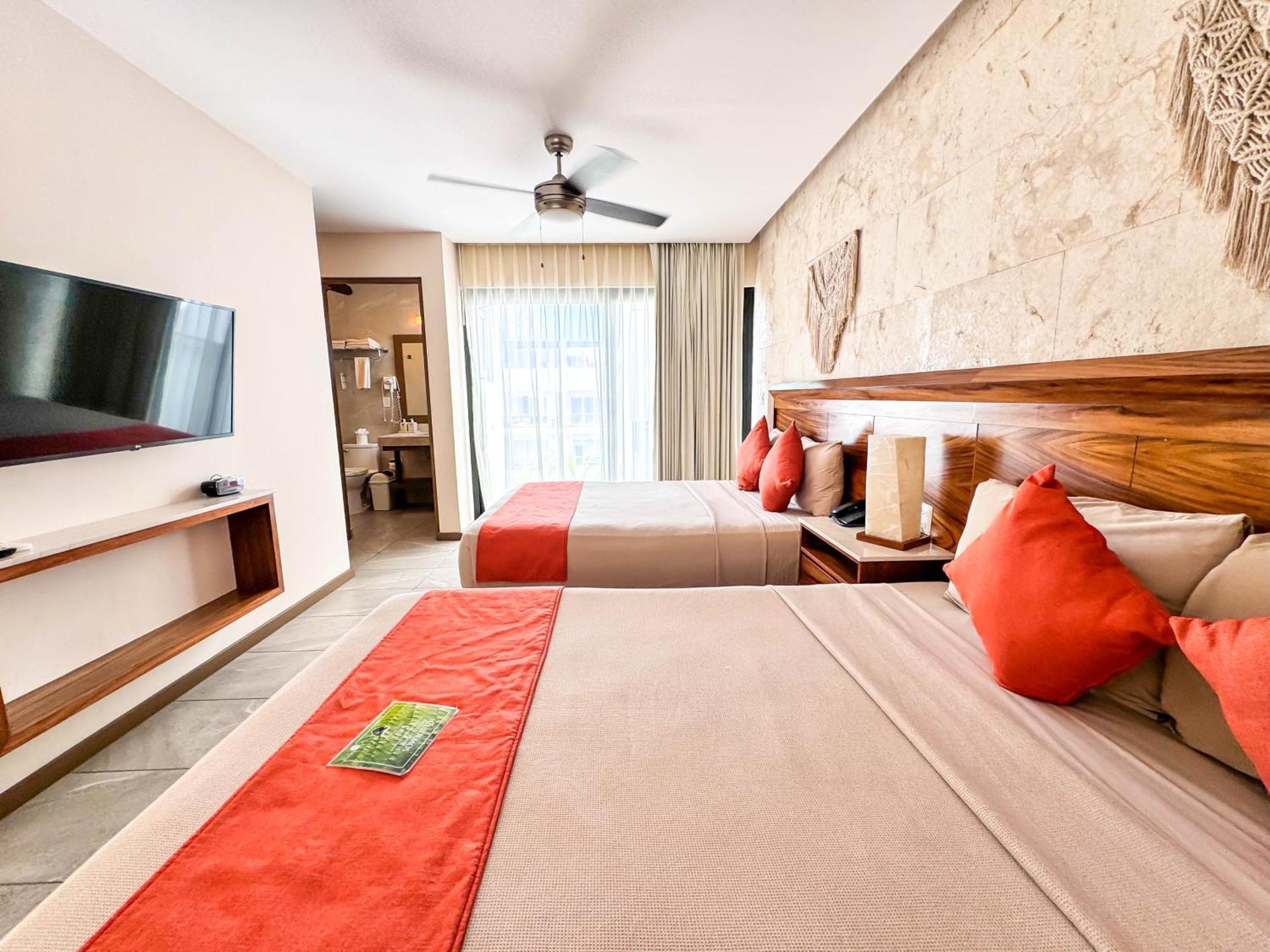 Grand Fifty Suites Playa del Carmen Exterior foto